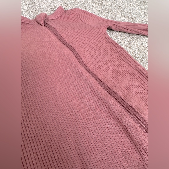 SOLD Kyte Baby Rompers - Picture 3 of 3